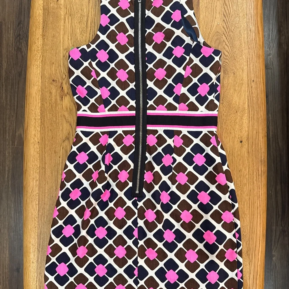 Milly of NY Anna Tile Sheath Dress Neon Pink Size 6 - Picture 10 of 10